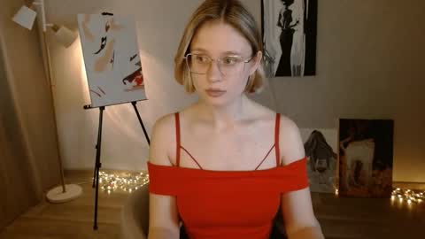 Snapshot of charming_beauty chatting on September 22, 2025, 7:54 am Michelle online show from September 22, 2025, 7:54 am