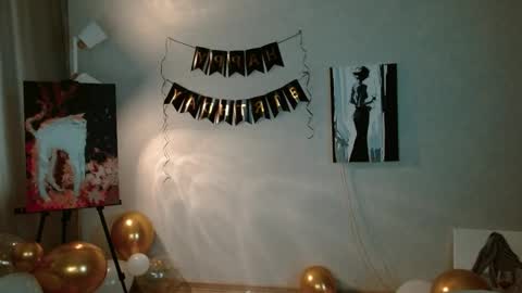 Snapshot of charming_beauty chatting on November 23, 2025, 3:06 am Michelle online show from November 23, 2025, 3:06 am