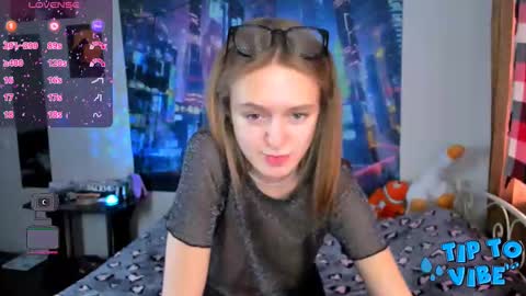 Lisa online show from March 12, 2025, 1:40 pm