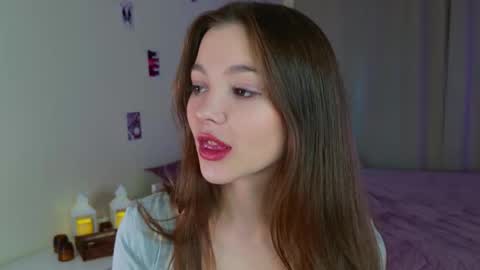 Kaylee online show from September 14, 2025, 3:44 pm