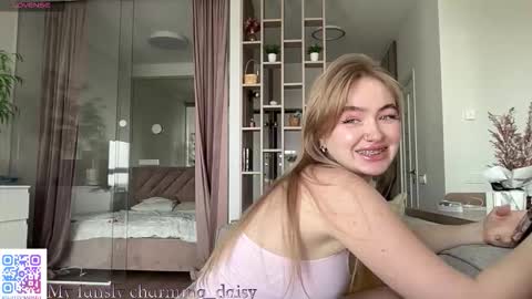 Snapshot of charming_daisy chatting on October 1, 2025, 10:32 am my fansly Charming daisy My Wishlist for new toys online show from October 1, 2025, 10:32 am