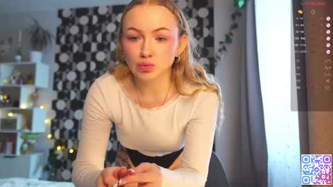 Snapshot of charming_daisy chatting on February 5, 2026, 9:58 am my fansly Charming daisy My Wishlist for new toys online show from February 5, 2026, 9:58 am