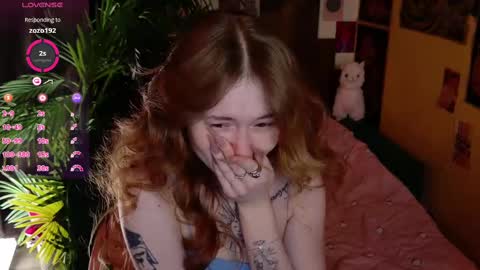 Snapshot of charming_lilly chatting on February 21, 2025, 5:35 am Lissa online show from February 21, 2025, 5:35 am