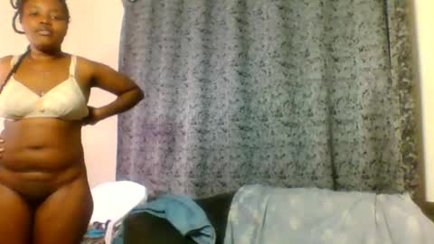 Snapshot of charmy_shanny chatting on December 1, 2025, 8:41 am charmy_shanny online show from December 1, 2025, 8:41 am