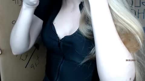 Snapshot of charurbab chatting on February 28, 2026, 12:17 pm Anna online show from February 28, 2026, 12:17 pm