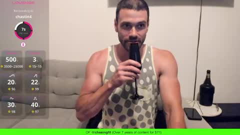 Snapshot of chasemason20 chatting on May 14, 2026, 1:23 am Onlyfans chasingfit Instagram the arguer Twitter chasingfitOF online show from May 14, 2026, 1:23 am