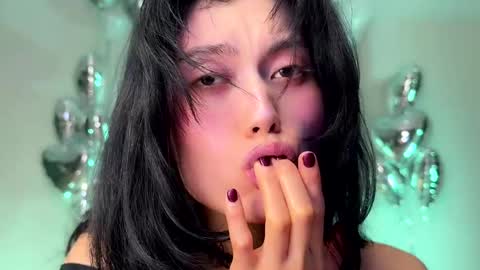 JASMINE   usually going live about 2 am UTC  online show from December 12, 2024, 12:22 pm