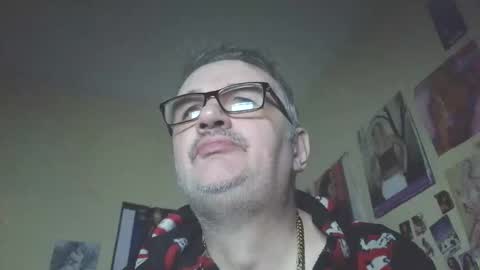 lee online show from October 23, 2025, 6:17 pm