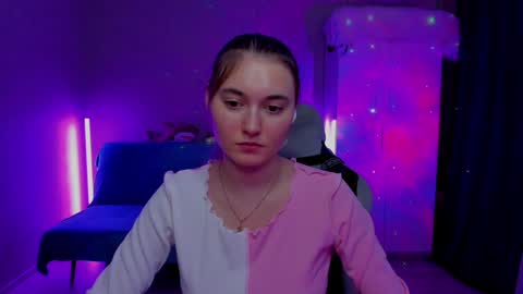 Snapshot of chatur_lady_ chatting on December 11, 2024, 4:39 am Betty online show from December 11, 2024, 4:39 am