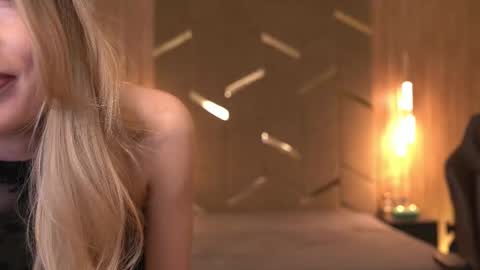 Snapshot of chaturbabe__ chatting on February 27, 2025, 4:10 pm Ira online show from February 27, 2025, 4:10 pm