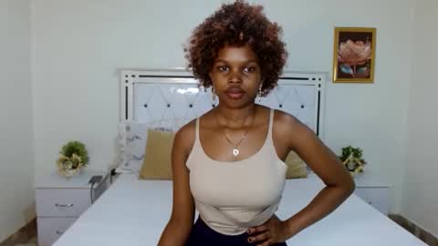 Snapshot of chayenie chatting on November 9, 2025, 6:33 am Cheyenne online show from November 9, 2025, 6:33 am