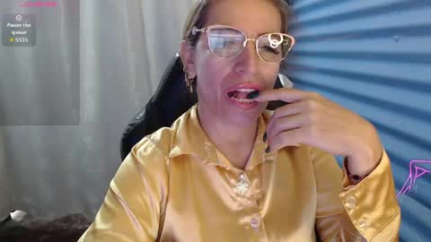 CHAYLA VICTORIA RUIZ  online show from June 3, 2026, 1:46 pm