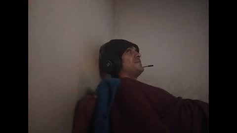 Snapshot of chaynochayno chatting on April 5, 2026, 11:24 pm OnlyChayno online show from April 5, 2026, 11:24 pm