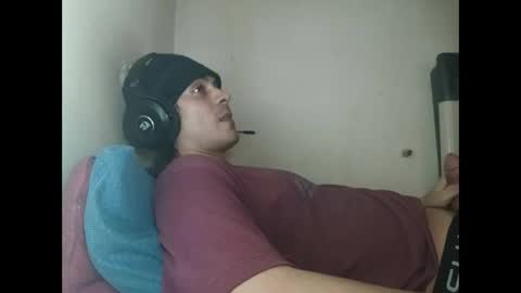 Snapshot of chaynochayno chatting on April 16, 2026, 5:41 am OnlyChayno online show from April 16, 2026, 5:41 am