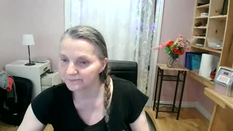 chealsiek online show from May 16, 2026, 1:35 am