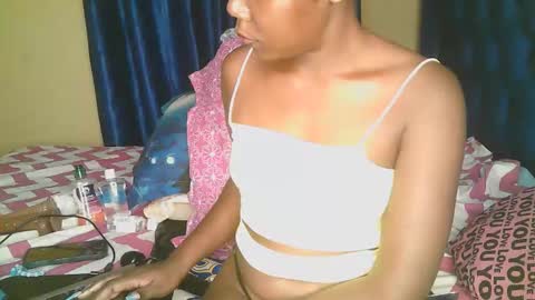 cheekssav8 online show from April 12, 2026, 9:31 pm