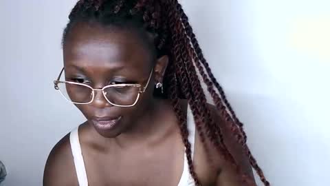 cheeky_charms online show from September 11, 2025, 5:46 pm