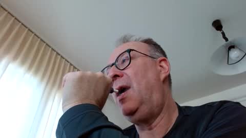 cheer2u online show from January 14, 2026, 11:05 am