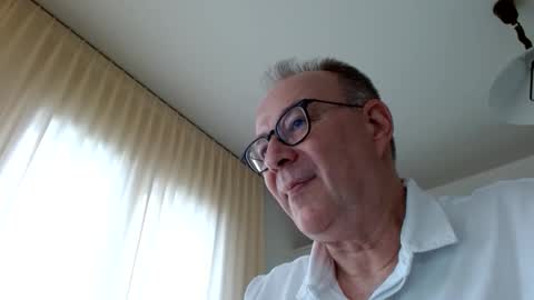 cheer2u online show from February 16, 2026, 9:38 am