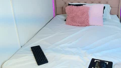Snapshot of cheerry_moon chatting on February 23, 2026, 6:27 pm cheerry_moon online show from February 23, 2026, 6:27 pm
