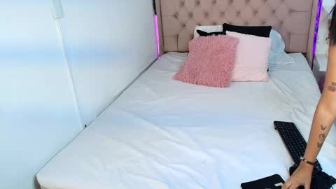 Snapshot of cheerry_moon chatting on March 2, 2026, 7:32 pm cheerry_moon online show from March 2, 2026, 7:32 pm