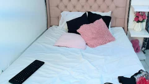 Snapshot of cheerry_moon chatting on April 1, 2026, 7:00 pm cheerry_moon online show from April 1, 2026, 7:00 pm