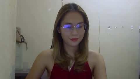 chelly4u69 online show from November 3, 2025, 3:52 am