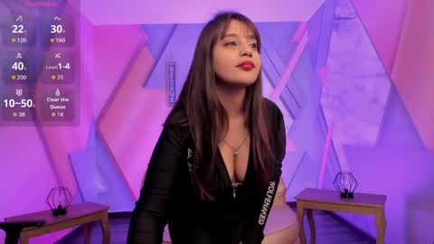 Snapshot of chellyguzman chatting on June 4, 2026, 12:00 pm chellyguzman online show from June 4, 2026, 12:00 pm