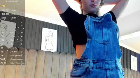 chelsea_bolton_ online show from December 2, 2025, 12:21 pm