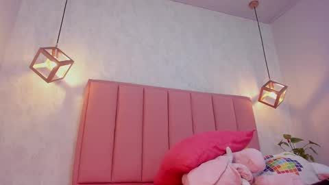 Snapshot of chelsyquinn chatting on February 15, 2025, 7:38 am Camila online show from February 15, 2025, 7:38 am