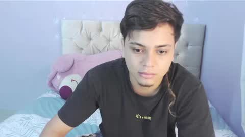 Snapshot of chemistry_live_xcam chatting on August 4, 2026, 6:32 pm chemistry_live_xcam online show from August 4, 2026, 6:32 pm