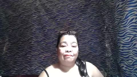 chenita_kits online show from November 1, 2025, 4:25 am