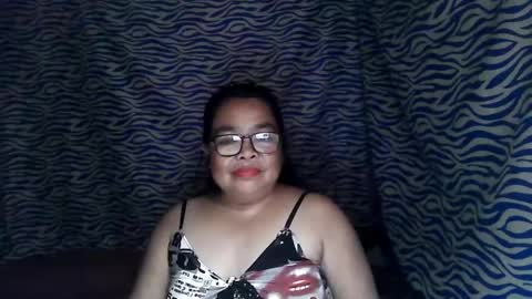 chenita_kits online show from November 27, 2025, 1:35 pm