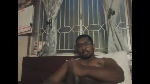 chennaibull1011 online show from May 29, 2026, 11:58 pm