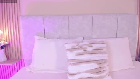 Snapshot of cherlyn_1 chatting on May 21, 2026, 1:18 pm cherlyn_1 online show from May 21, 2026, 1:18 pm