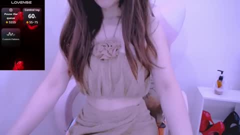 Snapshot of cherriana chatting on September 30, 2025, 12:32 pm Cheri online show from September 30, 2025, 12:32 pm