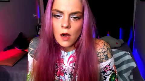 Sherry online show from March 1, 2026, 9:06 pm