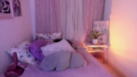 Snapshot of cherries_and_wine_ chatting on February 7, 2026, 4:05 am cherries_and_wine_ online show from February 7, 2026, 4:05 am