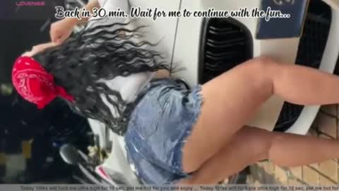 Snapshot of cherry_blossom18_ chatting on October 28, 2025, 10:19 am C H E R R Y online show from October 28, 2025, 10:19 am