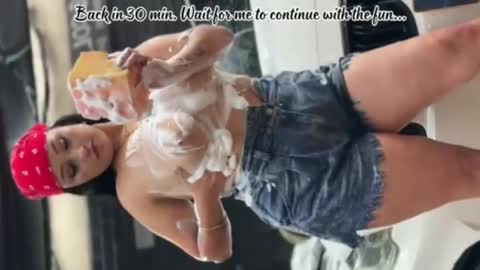 Snapshot of cherry_blossom18_ chatting on November 13, 2025, 10:36 am C H E R R Y online show from November 13, 2025, 10:36 am