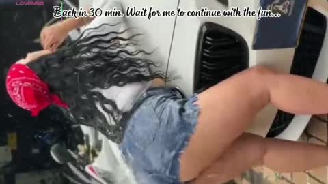 Snapshot of cherry_blossom18_ chatting on November 17, 2025, 11:27 am C H E R R Y online show from November 17, 2025, 11:27 am