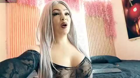 Snapshot of cherry_blossom_miss chatting on June 24, 2026, 7:02 pm cherry_blossom_miss online show from June 24, 2026, 7:02 pm
