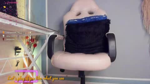 Snapshot of cherry_bony chatting on March 9, 2025, 9:57 am Cherry Bony online show from March 9, 2025, 9:57 am