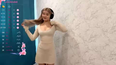 Snapshot of cherry_in_dreams chatting on November 4, 2025, 7:07 am Kate online show from November 4, 2025, 7:07 am