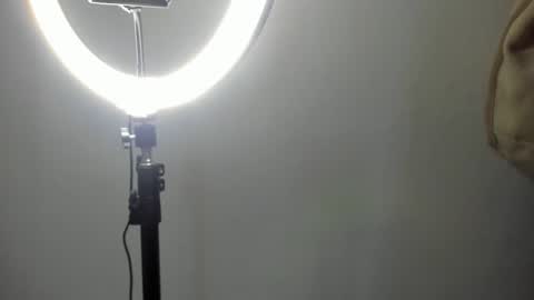 cherry_katt180251 online show from November 4, 2025, 9:03 pm