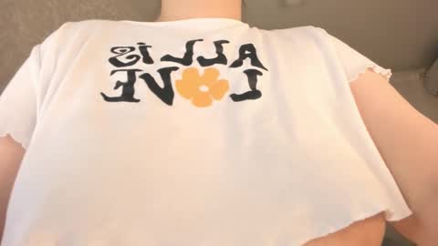 misaki  online show from March 12, 2025, 10:17 pm