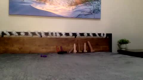 cherry sin online show from December 14, 2025, 2:28 am