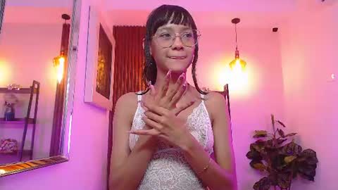 Snapshot of cherry_vixen_ chatting on June 27, 2026, 12:22 pm Sery online show from June 27, 2026, 12:22 pm