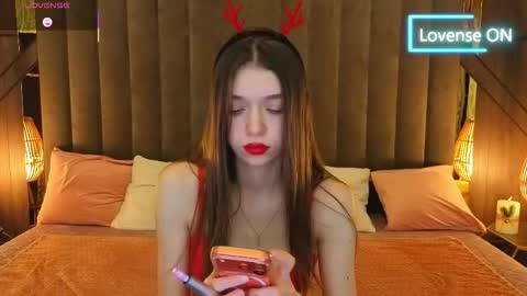 Cherry Wipe online show from November 30, 2025, 7:34 am