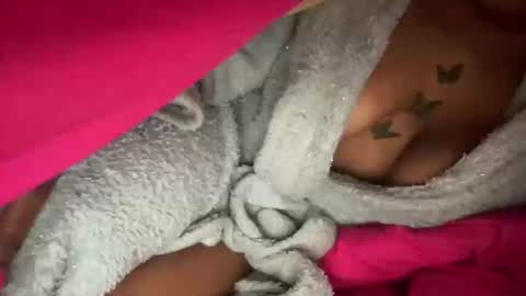 cherryb online show from February 24, 2025, 11:30 pm